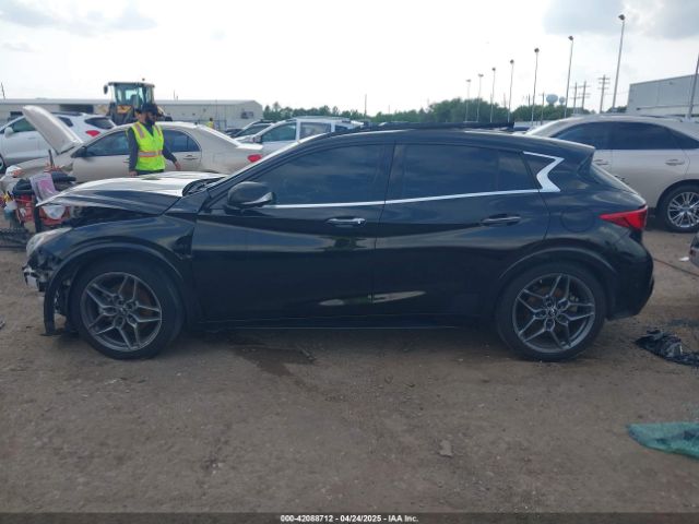 SJKCH5CP0HA017377 Infiniti Qx30 Sport
