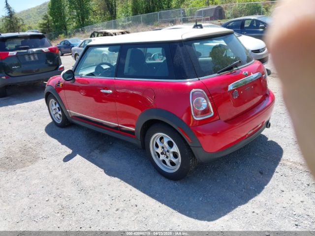 2012 MINI COOPER WMWSU3C5XCT367297 Photo 2