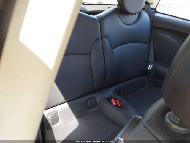 2012 MINI COOPER WMWSU3C5XCT367297 Photo 7