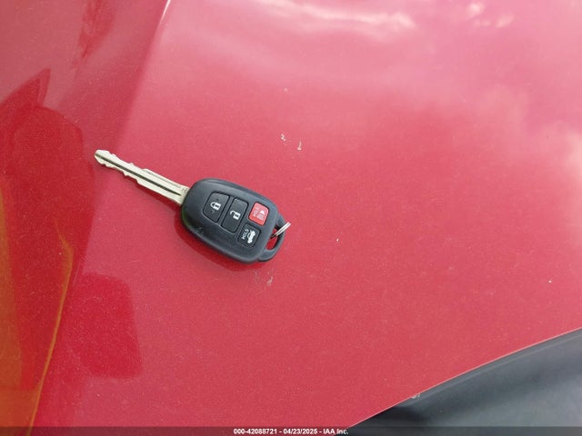 2T1BURHE6HC891981 Toyota COROLLA LE