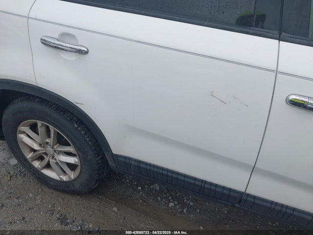 5XYKT4A70EG489682 KIA Sorento Lx V6