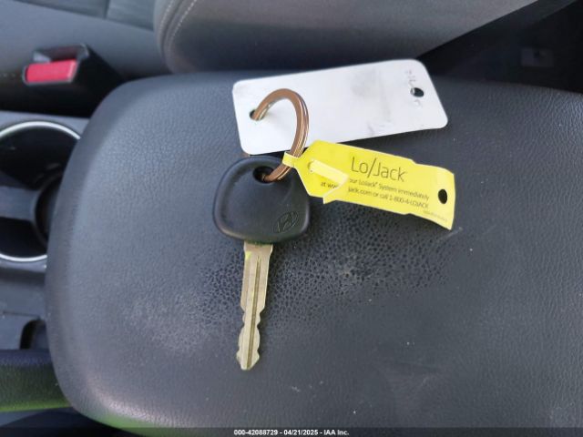 2016 HYUNDAI ELANTRA KMHDH4AE1GU546526 Photo 10