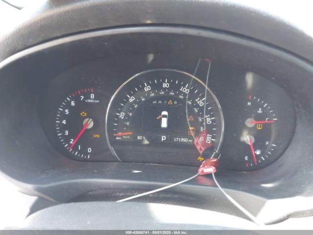 5XYPG4A37HG243532 KIA Sorento 2.4l Lx