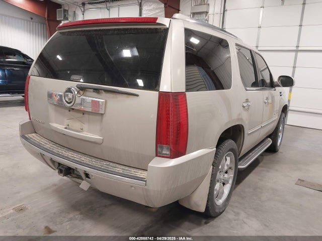 2007 CADILLAC ESCALADE 1GYFK638X7R138864 Photo 3