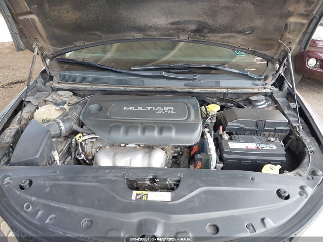 1C3CCCAB6GN153196 Chrysler 200 Limited