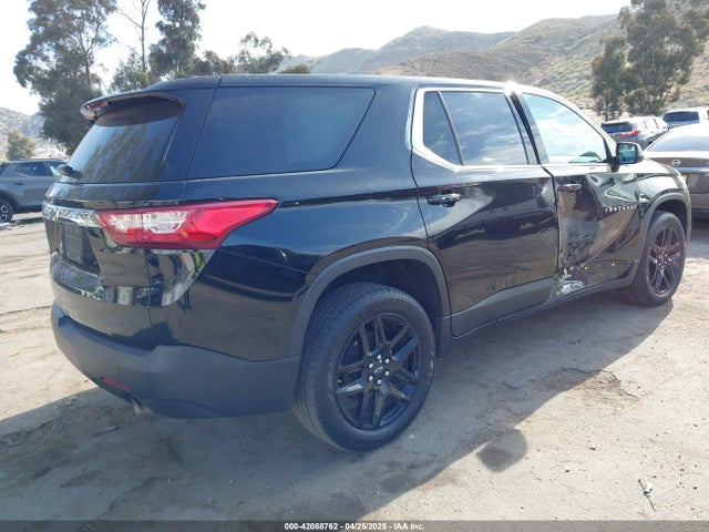 1GNERFKW2KJ105630 Chevrolet Traverse Ls