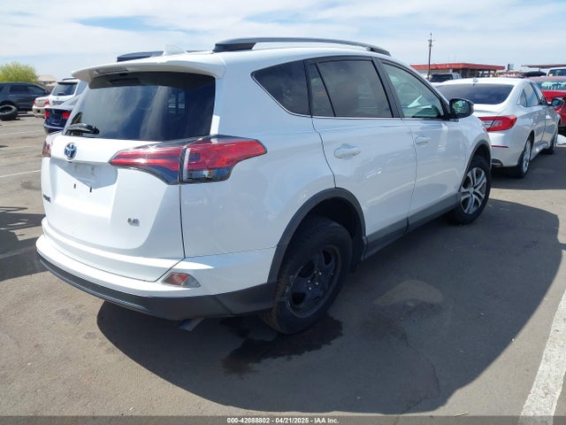 2T3ZFREV4JW424616 Toyota RAV4 LE