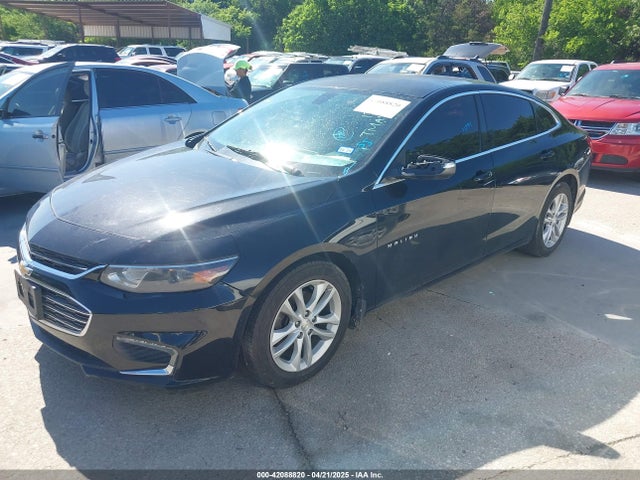 1G1ZD5ST2JF135052 Chevrolet MALIBU LT
