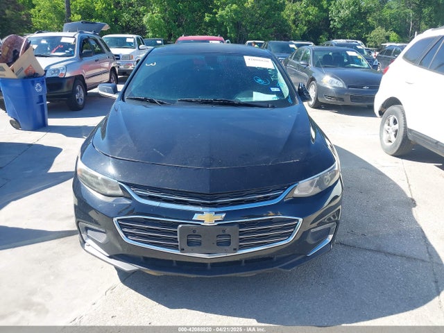 1G1ZD5ST2JF135052 Chevrolet MALIBU LT