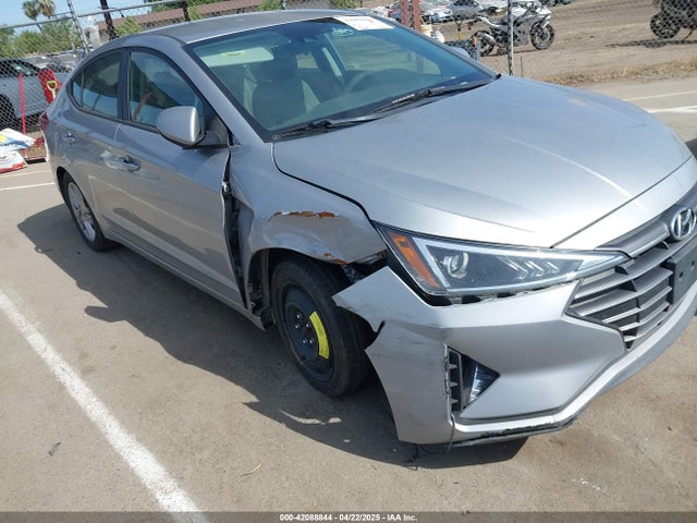 5NPD84LFXLH551559 Hyundai ELANTRA SEL