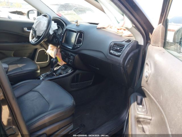 3C4NJDCB7JT493851 Jeep Compass Limited 4x4
