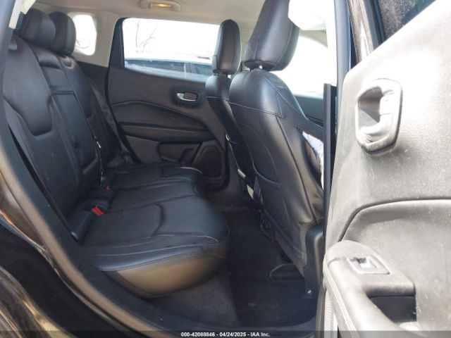 3C4NJDCB7JT493851 Jeep Compass Limited 4x4