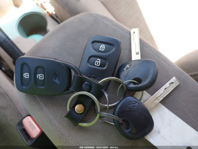 KMHCT4AE8GU116955 Hyundai ACCENT SE