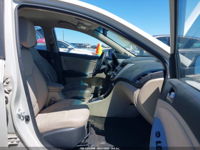 KMHCT4AE8GU116955 Hyundai ACCENT SE