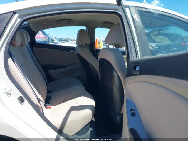 KMHCT4AE8GU116955 Hyundai ACCENT SE