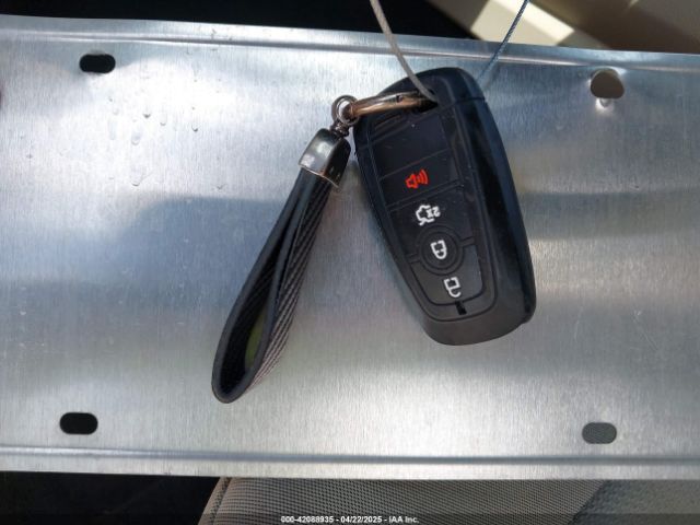 3FA6P0H78HR157106 Ford FUSION SE