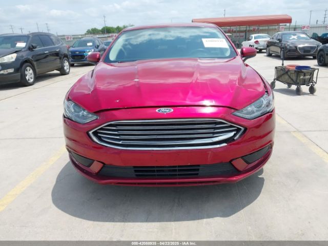 3FA6P0H78HR157106 Ford FUSION SE