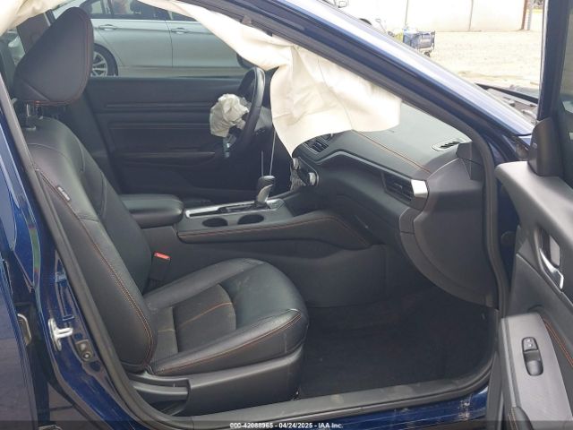 2019 NISSAN ALTIMA 1N4BL4CV1KN302181 Photo 4