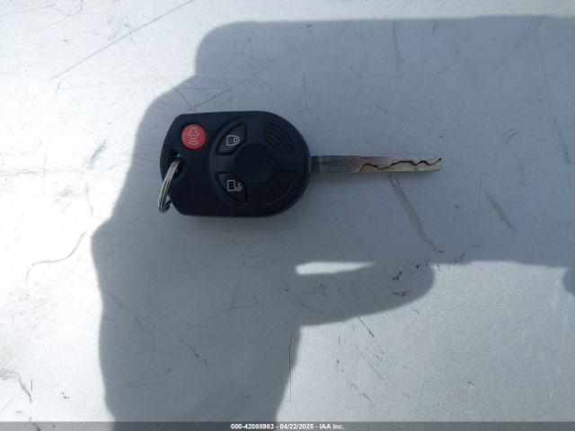 1FMCU9G97GUA77456 Ford ESCAPE SE