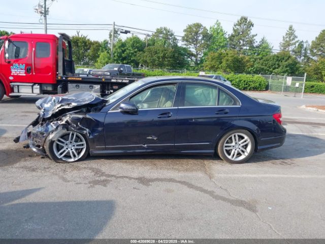 WDDGF8AB1EA945171 Mercedes-Benz C 300 Luxury 4matic/sport 4matic
