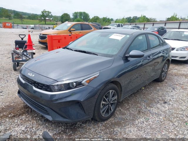 3KPF24AD6RE841015 KIA Forte Lxs