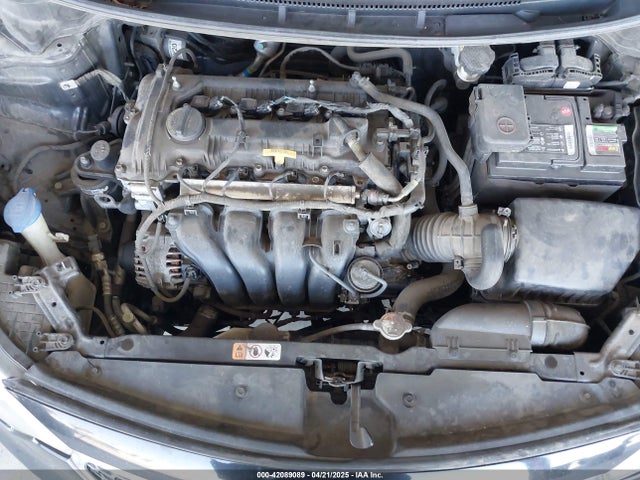 KNAFK4A60G5581458 KIA FORTE LX