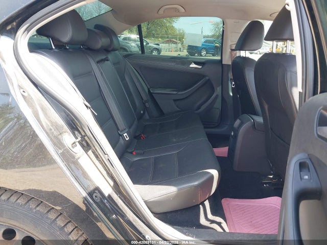 3VWD17AJ0EM396110 Volkswagen Jetta 1.8t Se