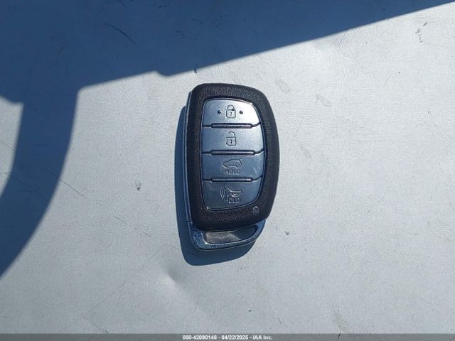 KM8J33A26HU385271 Hyundai Tucson Sport