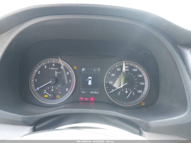 KM8J33A26HU385271 Hyundai Tucson Sport