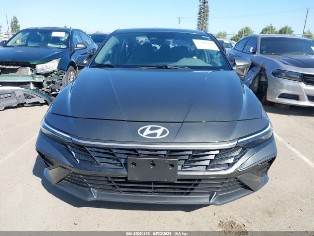 KMHLL4DG5RU841235 Hyundai ELANTRA SE