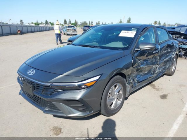 KMHLL4DG5RU841235 Hyundai ELANTRA SE