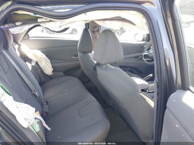 KMHLL4DG5RU841235 Hyundai ELANTRA SE