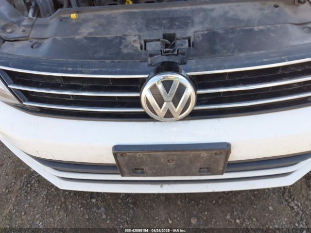 3VW2K7AJ3FM404609 Volkswagen Jetta 2.0l S