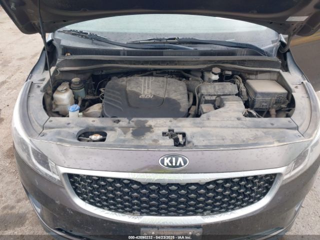 KNDMB5C13F6072586 KIA SEDONA LX