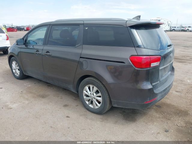KNDMB5C13F6072586 KIA SEDONA LX