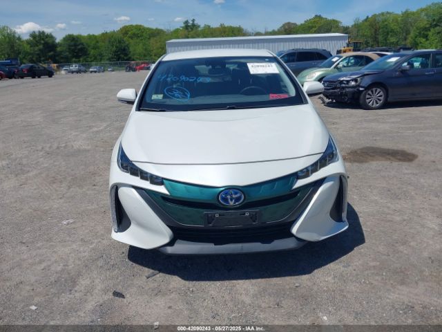 JTDKARFP9H3061839 Toyota Prius Prime Plus