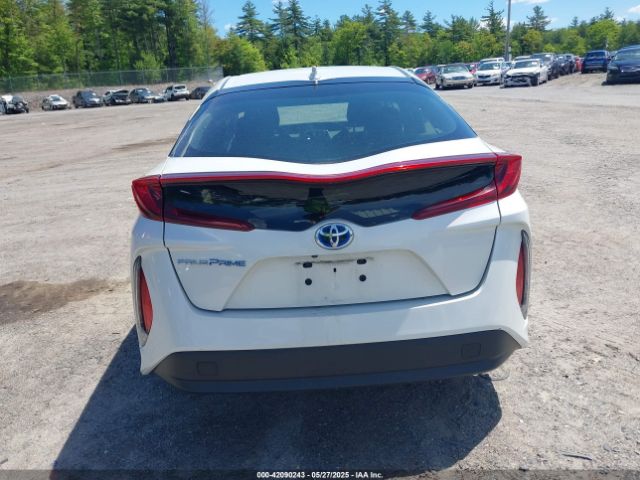 JTDKARFP9H3061839 Toyota Prius Prime Plus