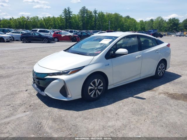 JTDKARFP9H3061839 Toyota Prius Prime Plus