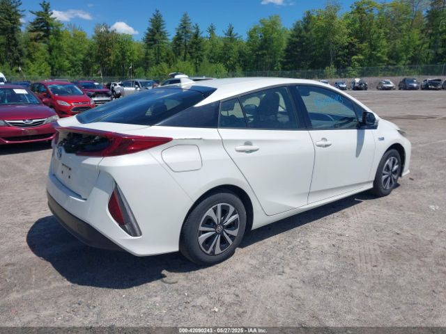 JTDKARFP9H3061839 Toyota Prius Prime Plus