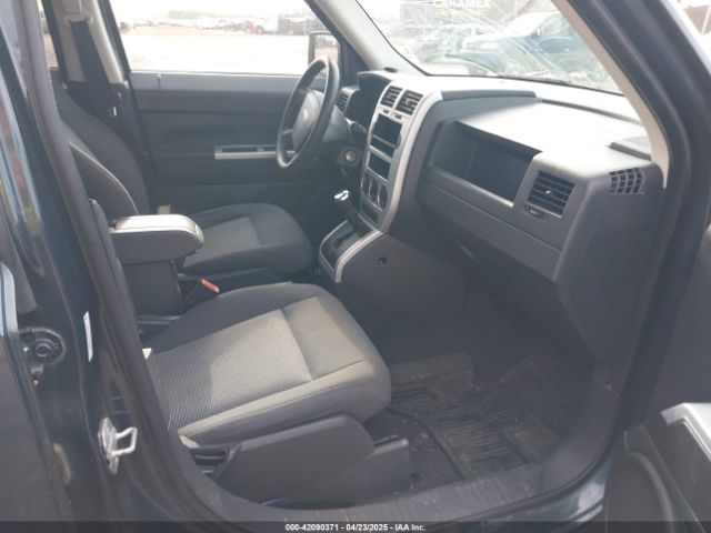 2008 JEEP PATRIOT 1J8FF28W88D688842 Photo 4
