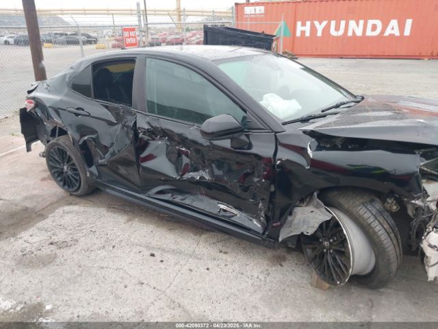 4T1G11AK7LU301861 Toyota Camry Se Nightshade Edition