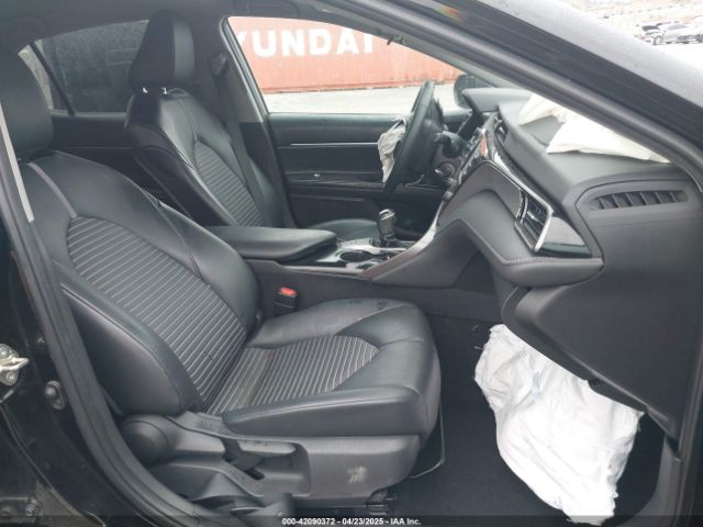 4T1G11AK7LU301861 Toyota Camry Se Nightshade Edition