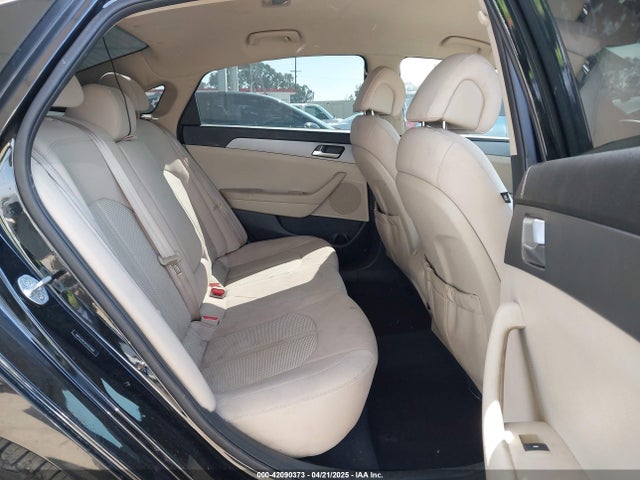 5NPE24AF5FH257094 Hyundai SONATA SE