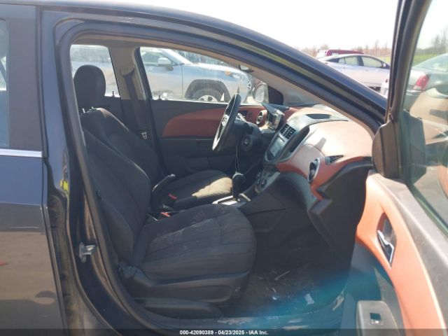 1G1JC5SB7F4186010 Chevrolet Sonic Lt Auto