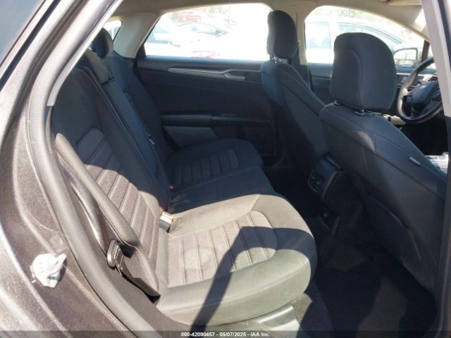 3FA6P0T99LR173347 Ford FUSION SE