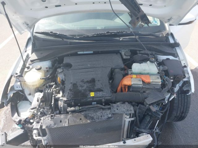 KMHC65LCXKU166533 Hyundai Ioniq Hybrid Blue
