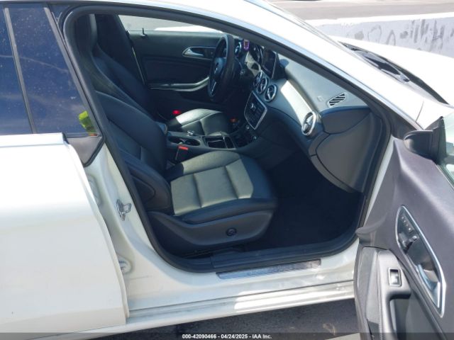 WDDSJ4EB3EN045327 Mercedes-Benz CLA 250