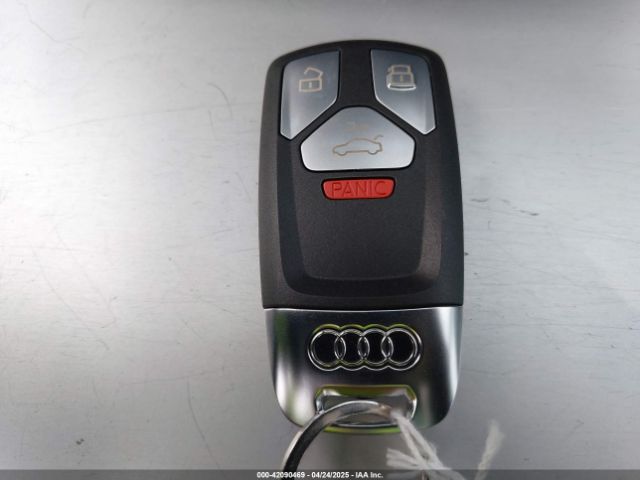 WA1E2AFY9R2092465 Audi 55 tfsi