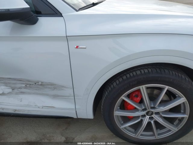 WA1E2AFY9R2092465 Audi 55 tfsi