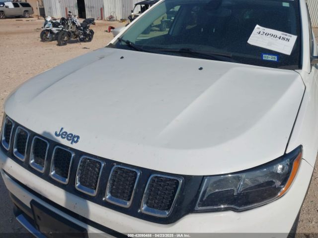 3C4NJCCB1LT123329 Jeep 2020